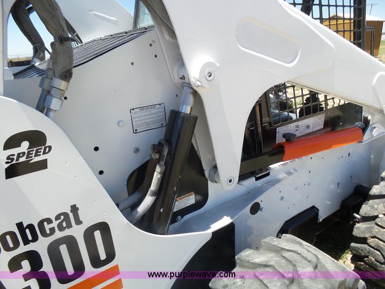 image for item BY9534 2005 Bobcat A300 skid steer