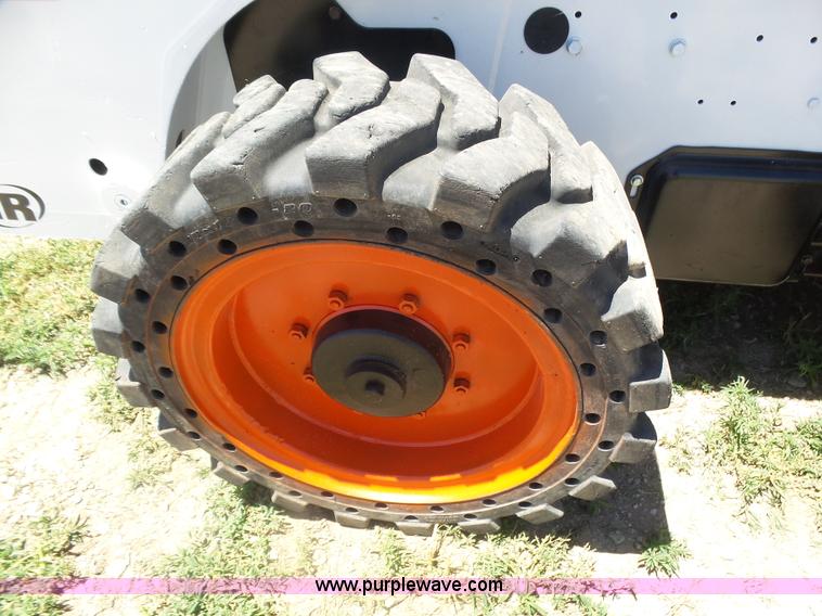 image for item BY9534 2005 Bobcat A300 skid steer