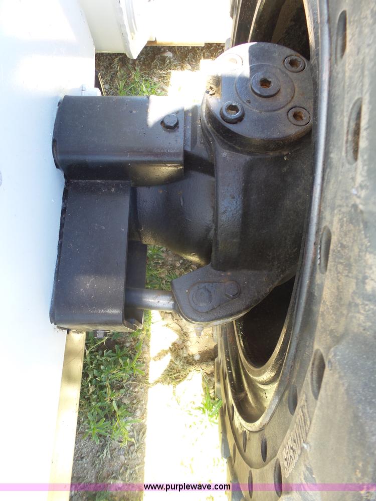 image for item BY9534 2005 Bobcat A300 skid steer