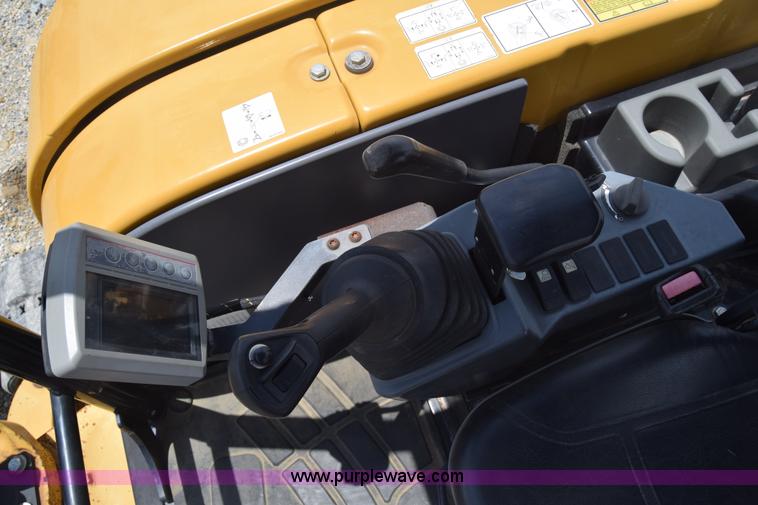 image for item CB9365 2013 Caterpillar 305E CR compact excavator