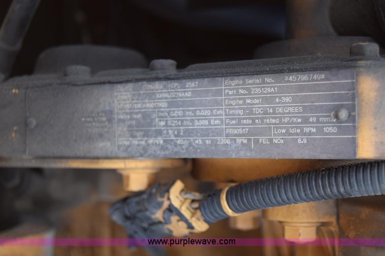 image for item CB9366 1999 Case 660 cable plow