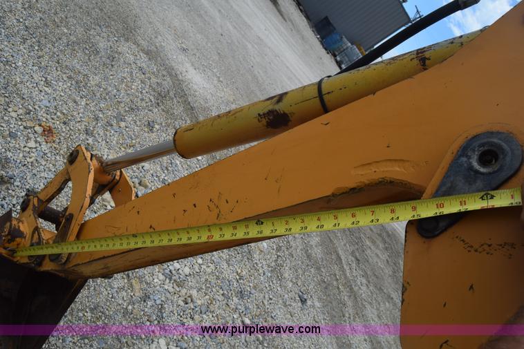 image for item CB9366 1999 Case 660 cable plow