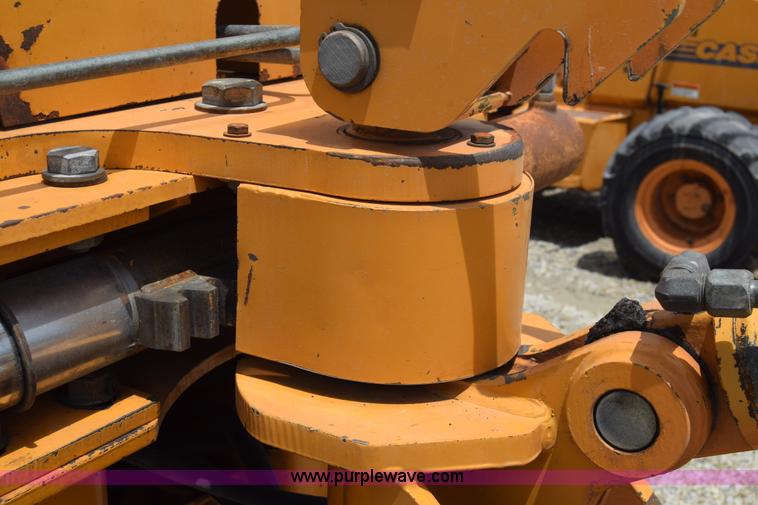 image for item CB9366 1999 Case 660 cable plow