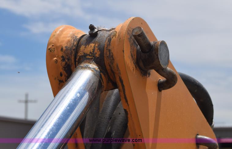 image for item CB9366 1999 Case 660 cable plow