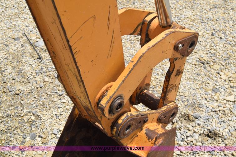 image for item CB9366 1999 Case 660 cable plow