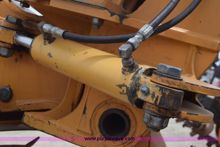 image for item CB9366 1999 Case 660 cable plow
