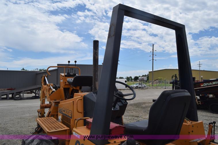 image for item CB9366 1999 Case 660 cable plow