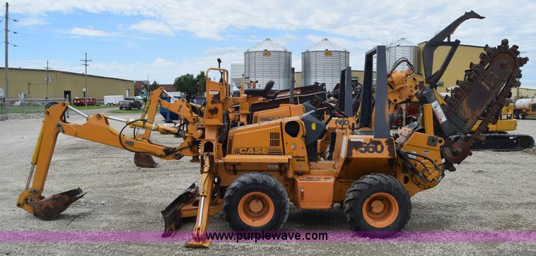 image for item CB9367 1999 Case 560 trencher