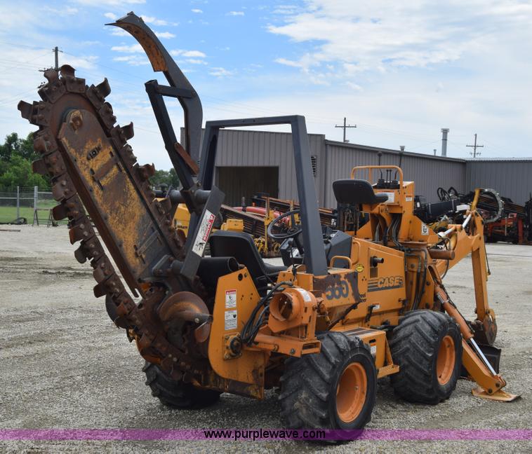 image for item CB9367 1999 Case 560 trencher