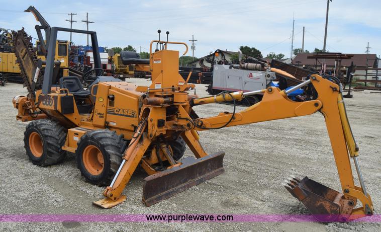 image for item CB9367 1999 Case 560 trencher
