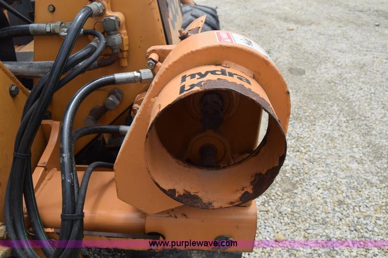 image for item CB9367 1999 Case 560 trencher