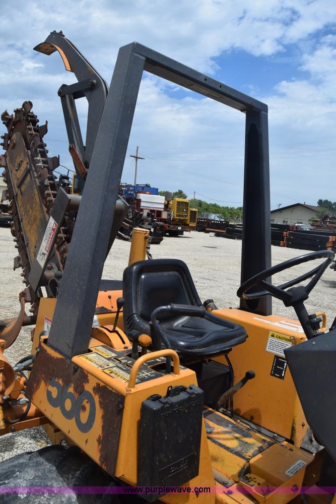 image for item CB9367 1999 Case 560 trencher