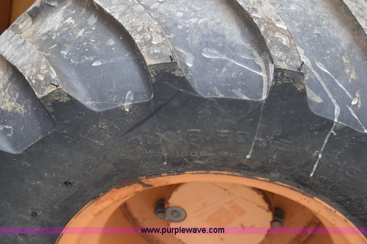 image for item CB9367 1999 Case 560 trencher