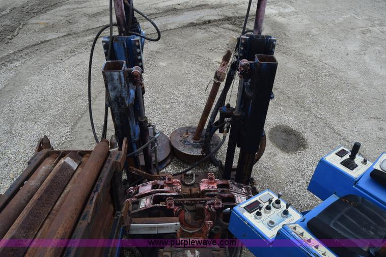 image for item CB9368 2000 American Auger DD4 directional drill