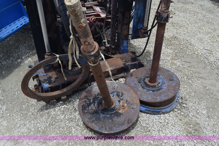 image for item CB9368 2000 American Auger DD4 directional drill