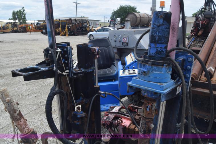 image for item CB9368 2000 American Auger DD4 directional drill