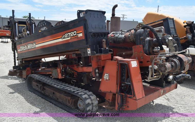image for item CB9370 2001 Ditch Witch JT2720  all terrain directional drill