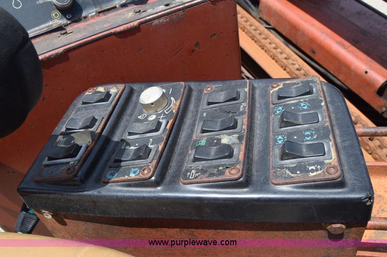 image for item CB9370 2001 Ditch Witch JT2720  all terrain directional drill