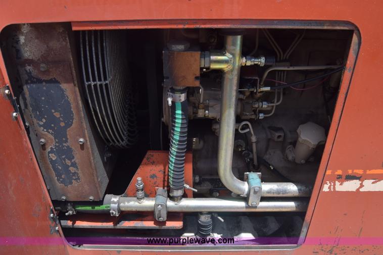 image for item CB9370 2001 Ditch Witch JT2720  all terrain directional drill