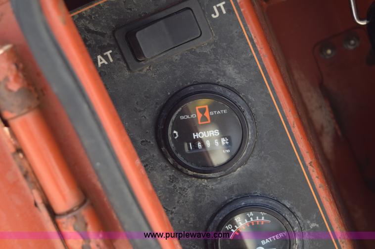 image for item CB9370 2001 Ditch Witch JT2720  all terrain directional drill