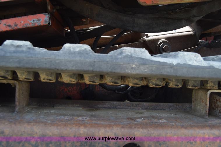 image for item CB9370 2001 Ditch Witch JT2720  all terrain directional drill