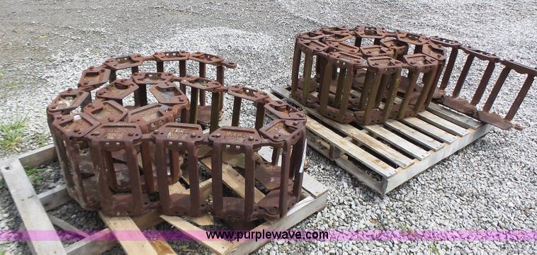 image for item CC9271 Grouser skid steer tracks