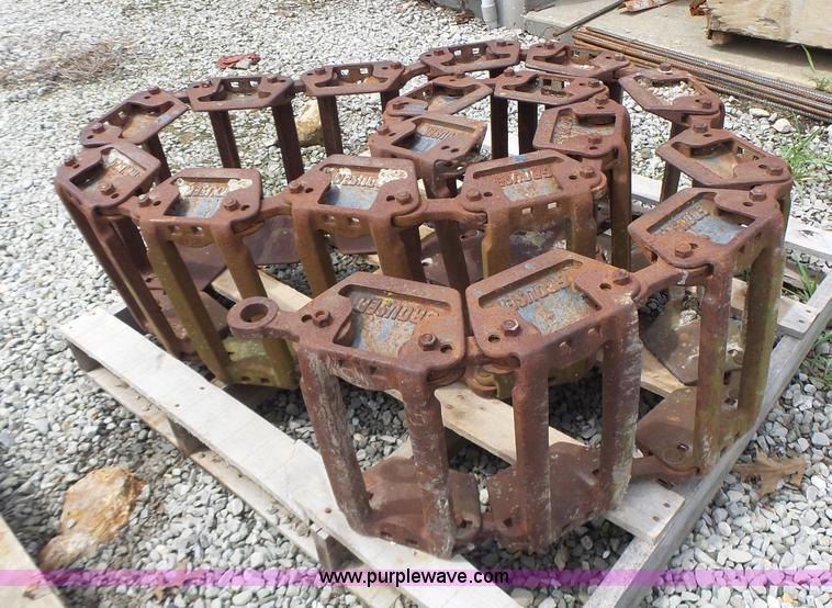 image for item CC9271 Grouser skid steer tracks
