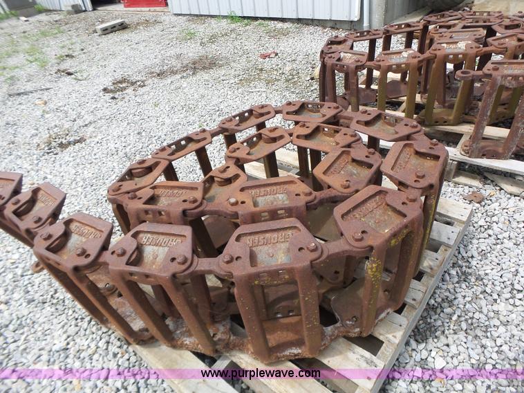 image for item CC9271 Grouser skid steer tracks