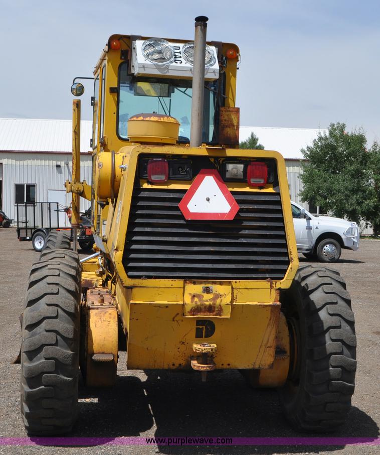 image for item G7423 1987 Dresser A500E motor grader