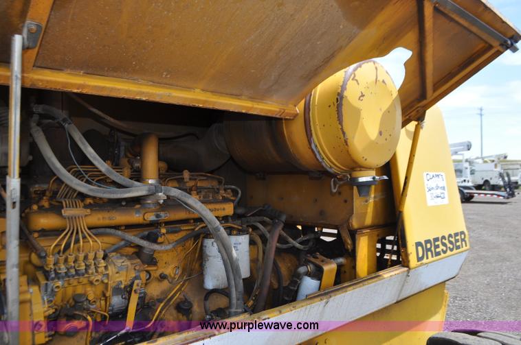 image for item G7423 1987 Dresser A500E motor grader