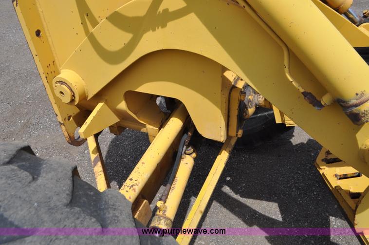 image for item G7423 1987 Dresser A500E motor grader