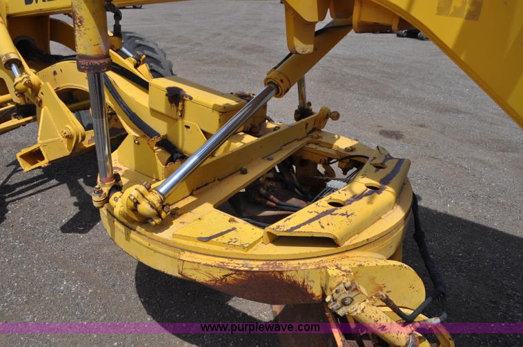 image for item G7423 1987 Dresser A500E motor grader