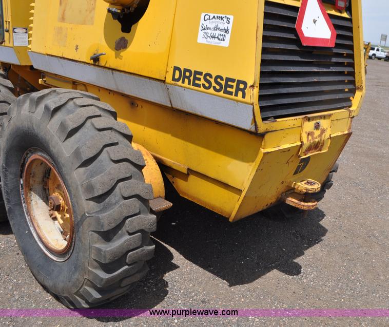 image for item G7423 1987 Dresser A500E motor grader