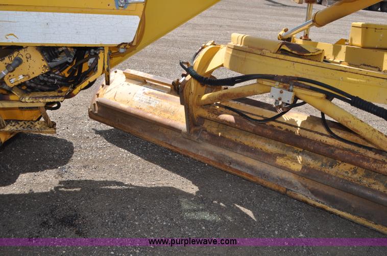 image for item G7423 1987 Dresser A500E motor grader