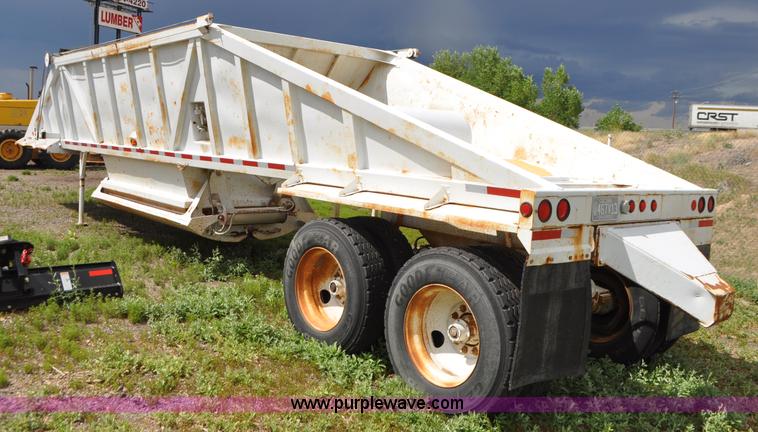 image for item G7426 1994 Ranch bottom dump trailer