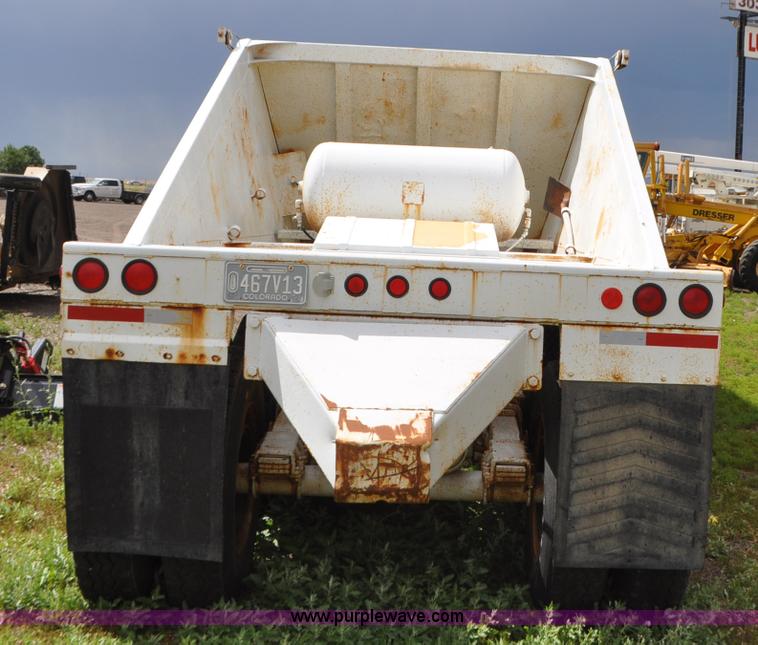 image for item G7426 1994 Ranch bottom dump trailer