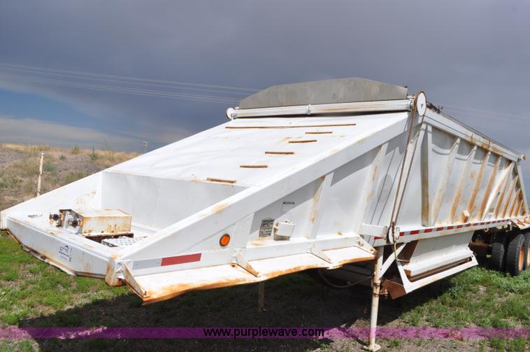 image for item G7426 1994 Ranch bottom dump trailer