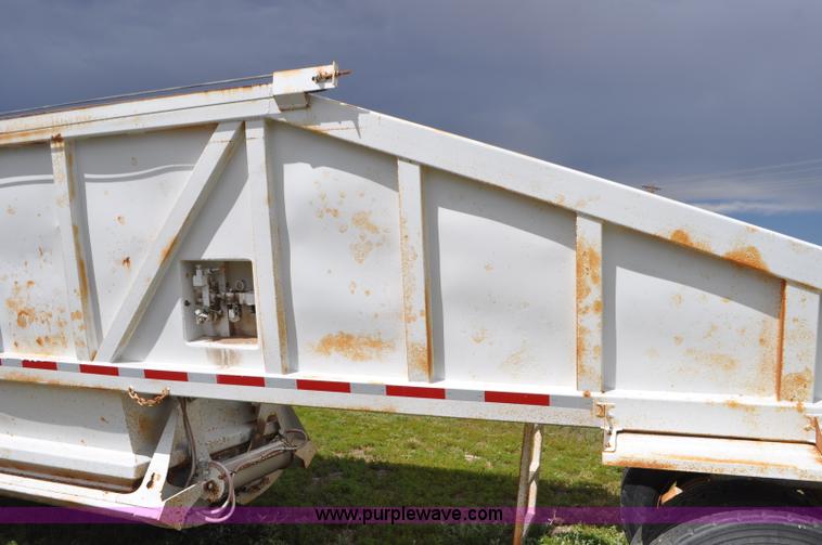 image for item G7426 1994 Ranch bottom dump trailer