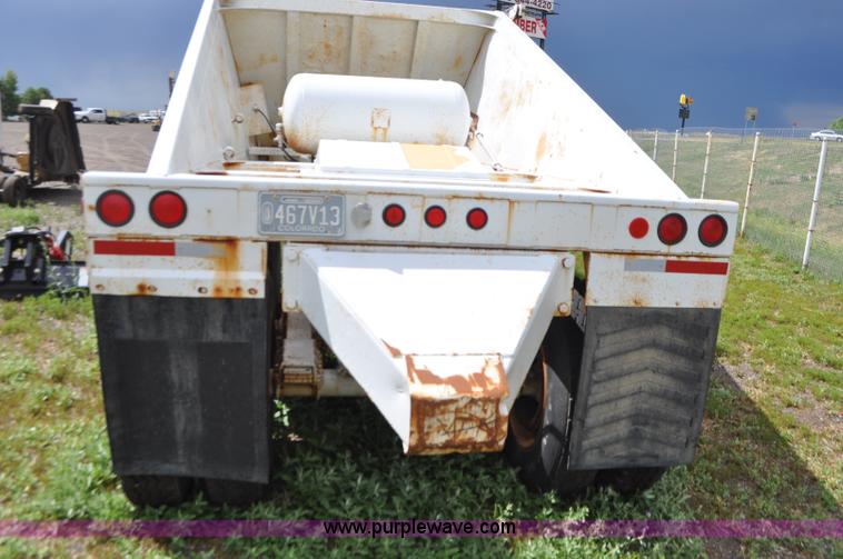 image for item G7426 1994 Ranch bottom dump trailer