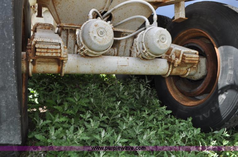 image for item G7426 1994 Ranch bottom dump trailer