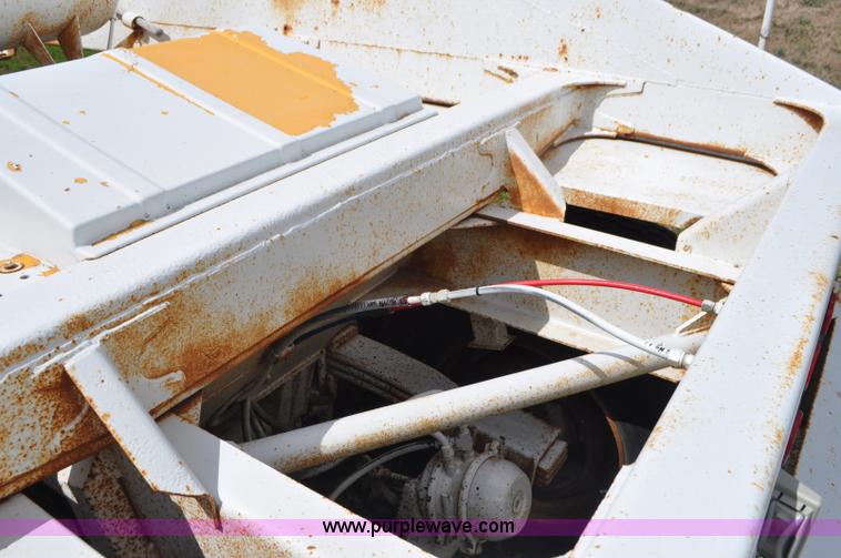 image for item G7426 1994 Ranch bottom dump trailer