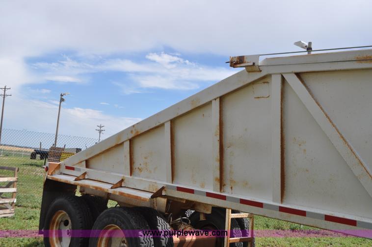 image for item G7426 1994 Ranch bottom dump trailer