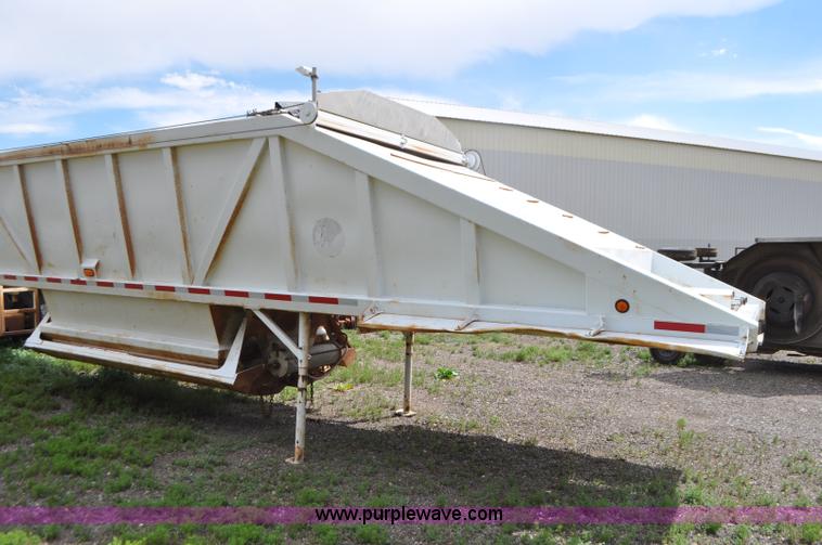 image for item G7426 1994 Ranch bottom dump trailer