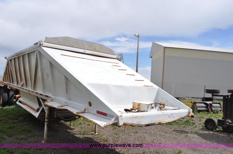 image for item G7426 1994 Ranch bottom dump trailer