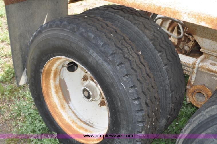 image for item G7426 1994 Ranch bottom dump trailer