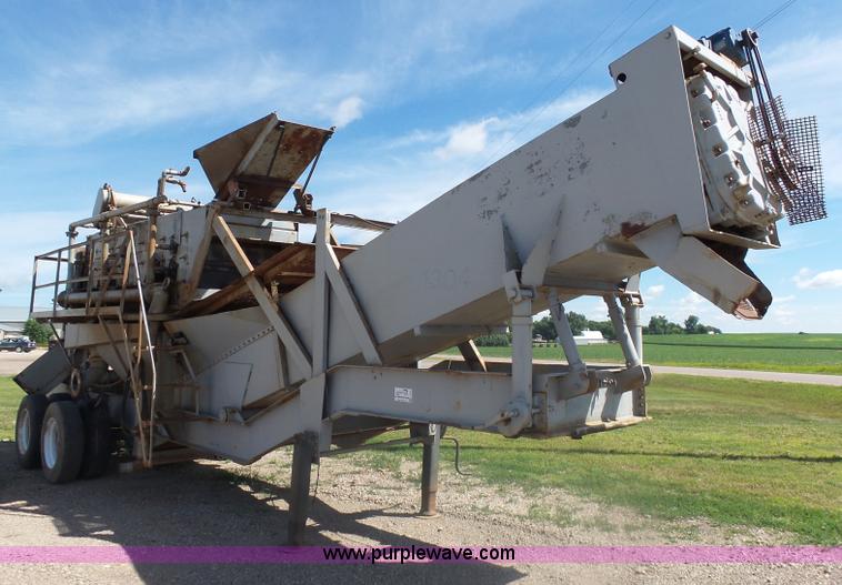 image for item J5486 Cedarapids 1304 wash plant
