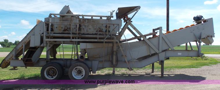 image for item J5486 Cedarapids 1304 wash plant