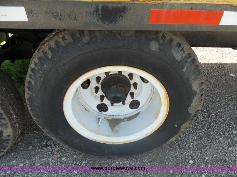 image for item J5487 1993 Caterpillar generator