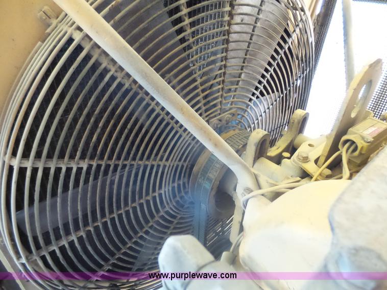 image for item J5487 1993 Caterpillar generator