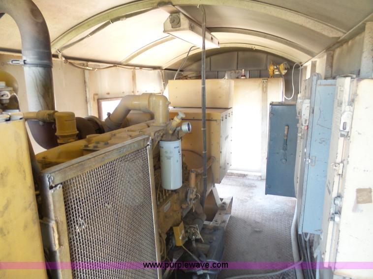 image for item J5487 1993 Caterpillar generator